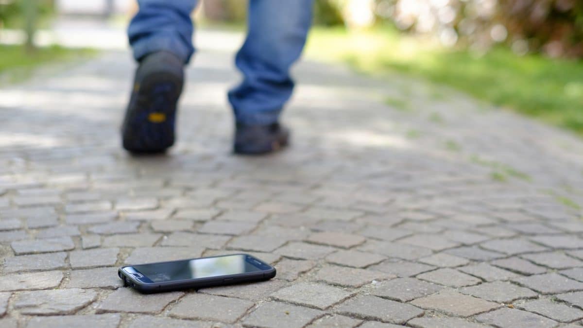 إتاحة ميزة العثور على الأجهزة المفقودة حتى عند إيقاف تشغيلها: ثورة في عالم الأمان الرقمي